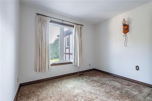 7072 Mcmillan Drive, Niagara Falls, ON - Indoor Photo Showing Other Room