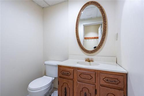 7072 Mcmillan Drive, Niagara Falls, ON - Indoor Photo Showing Bathroom