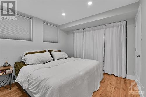 72 Glamorgan Drive, Ottawa, ON - Indoor Photo Showing Bedroom