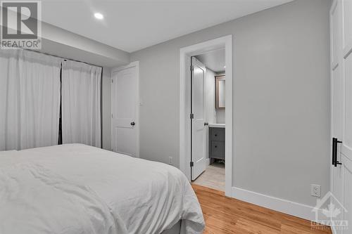 72 Glamorgan Drive, Ottawa, ON - Indoor Photo Showing Bedroom