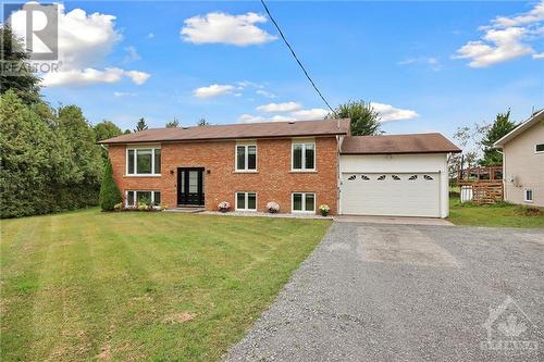 2584 Stagecoach Road, Ottawa, ON - Outdoor