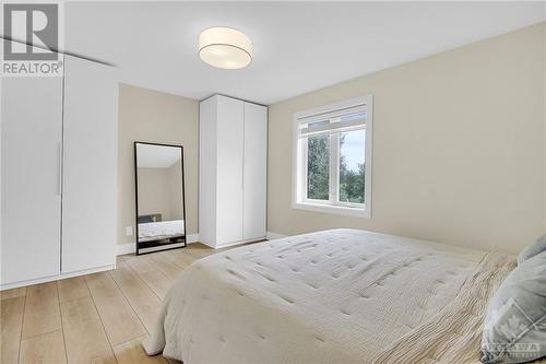 2584 Stagecoach Road, Ottawa, ON - Indoor Photo Showing Bedroom