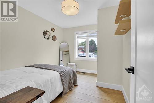 2584 Stagecoach Road, Ottawa, ON - Indoor Photo Showing Bedroom