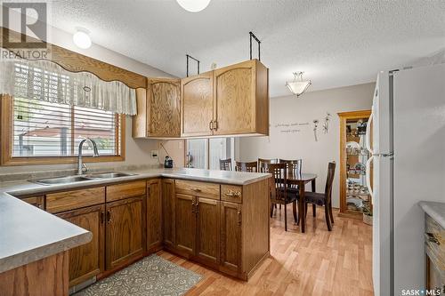 1342 Junor Avenue, Saskatoon, SK - Indoor Photo Showing Kitchen With Double Sink