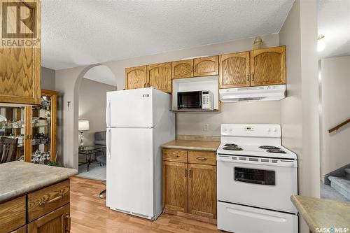 1342 Junor Avenue, Saskatoon, SK - Indoor Photo Showing Kitchen