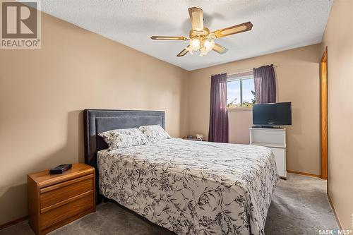 1342 Junor Avenue, Saskatoon, SK - Indoor Photo Showing Bedroom