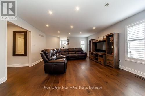 190 Van Scott Drive, Brampton, ON - Indoor