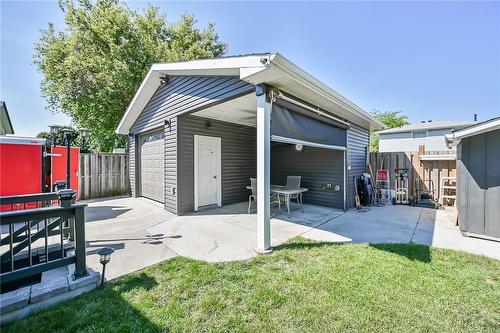 4 Markham Crescent, Hamilton, ON - Outdoor