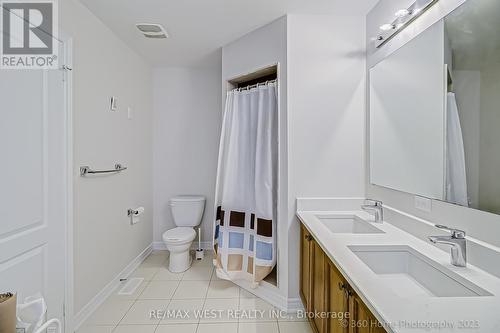 21 Goswell Street, Brampton (Bram East), ON - Indoor Photo Showing Bathroom