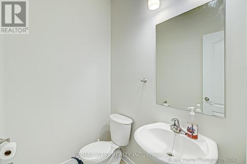 21 Goswell Street, Brampton (Bram East), ON - Indoor Photo Showing Bathroom