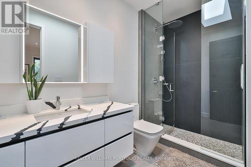 537 Warminster Drive, Oakville (Bronte East), ON - Indoor Photo Showing Bathroom