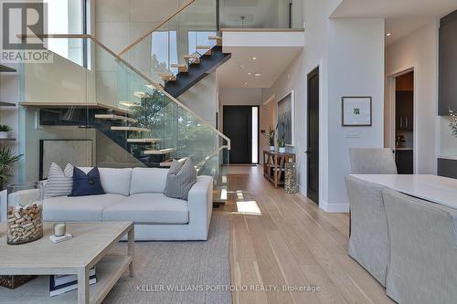 537 Warminster Drive, Oakville (Bronte East), ON - Indoor Photo Showing Living Room