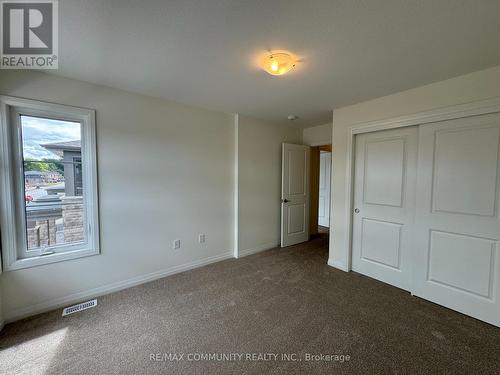 72 Samuel Avenue, Pelham, ON - Indoor Photo Showing Other Room