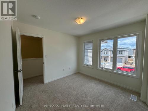 72 Samuel Avenue, Pelham, ON - Indoor Photo Showing Other Room