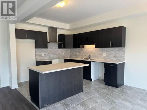 72 Samuel Avenue, Pelham, ON - Indoor Photo Showing Kitchen With Upgraded Kitchen