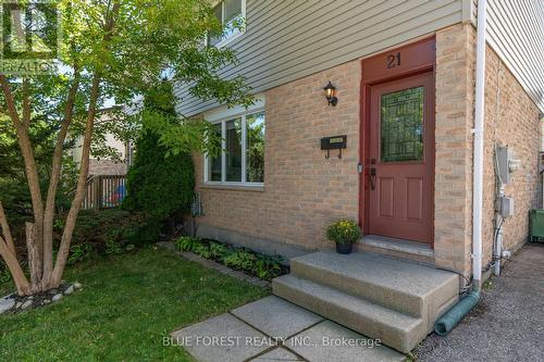 21 Denlaw Road, London, ON - Outdoor