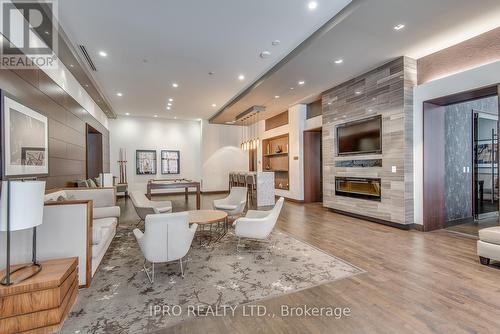 421 - 55 Front Street E, Toronto (Waterfront Communities), ON - Indoor With Fireplace