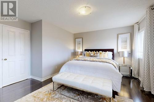 4 Hunters Corners, Markham, ON - Indoor Photo Showing Bedroom