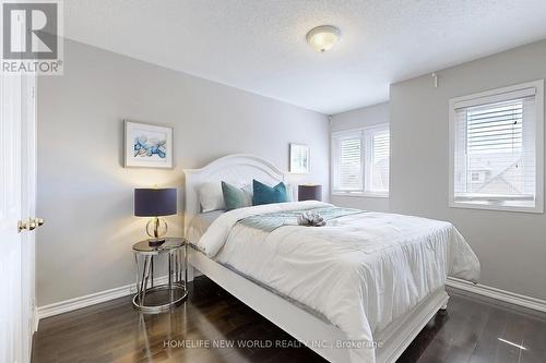 4 Hunters Corners, Markham, ON - Indoor Photo Showing Bedroom