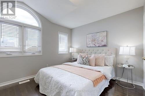 4 Hunters Corners, Markham, ON - Indoor Photo Showing Bedroom