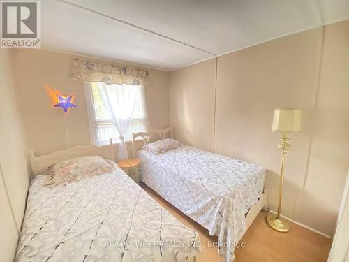 2763 Maple Trail, Ramara (Brechin), ON - Indoor Photo Showing Bedroom