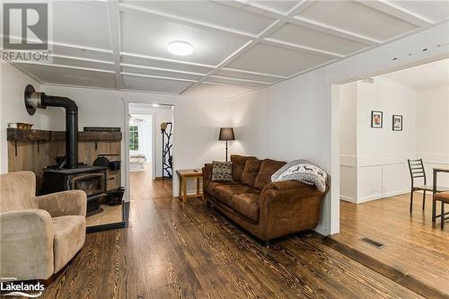 19 High Bush Road, Lake St. Peter, ON - Indoor Photo Showing Living Room