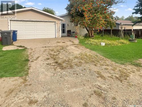 75 Ontario Street, Qu'Appelle, SK - Outdoor