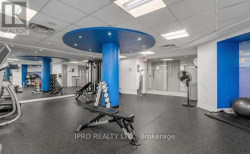 604 - 85 Bloor Street E, Toronto (Church-Yonge Corridor), ON - Indoor Photo Showing Gym Room