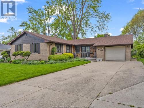 140 Augustine Drive, Kingsville, ON - Outdoor With Facade