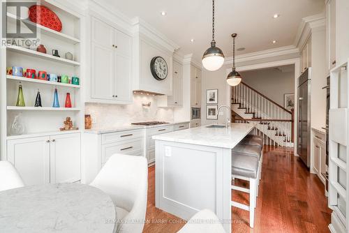 34 Poplar Plains Road, Toronto (Casa Loma), ON - Indoor Photo Showing Kitchen