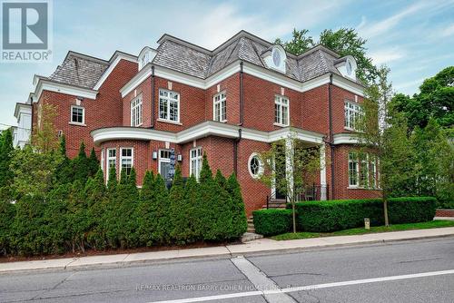 34 Poplar Plains Road, Toronto (Casa Loma), ON - Outdoor