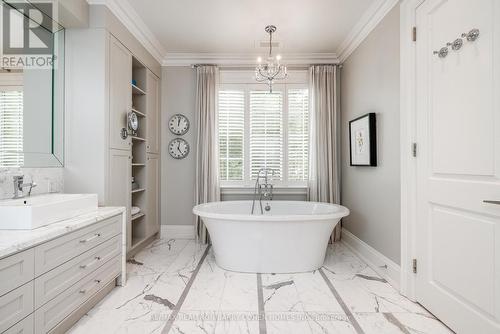 34 Poplar Plains Road, Toronto (Casa Loma), ON - Indoor Photo Showing Bathroom