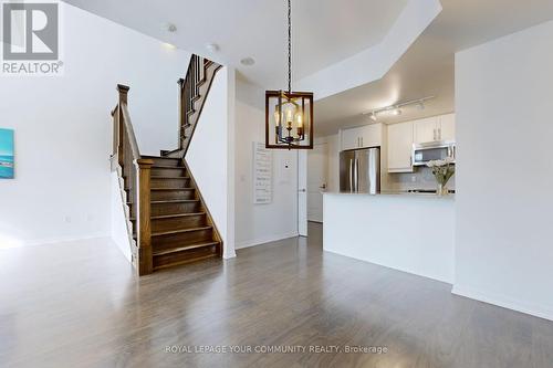 Th 18 - 6 Pirandello Street, Toronto, ON - Indoor Photo Showing Kitchen