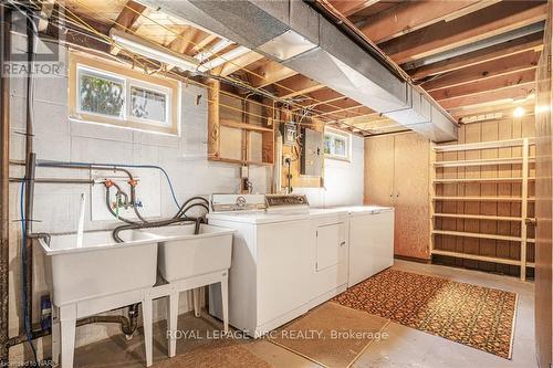 16 St. Lawrence Drive, St. Catharines, ON - Indoor Photo Showing Laundry Room