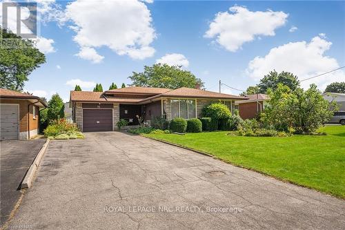 16 St. Lawrence Drive, St. Catharines, ON - Outdoor