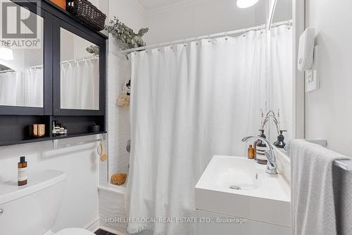 202 Sunnyside Avenue, Toronto (High Park-Swansea), ON - Indoor Photo Showing Bathroom