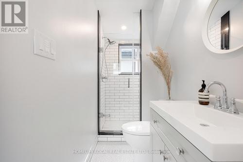 202 Sunnyside Avenue, Toronto (High Park-Swansea), ON - Indoor Photo Showing Bathroom