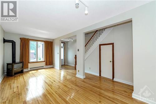 51 Lees Avenue, Ottawa, ON - Indoor Photo Showing Other Room