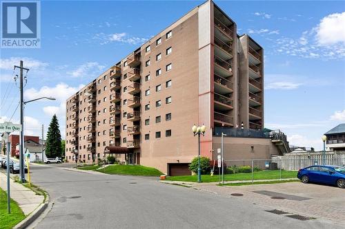 3 Apple Street Unit#810, Brockville, ON - Outdoor With Balcony With Facade