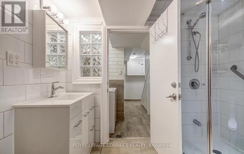 Lower - 285 Wychwood Avenue, Toronto, ON - Indoor Photo Showing Bathroom