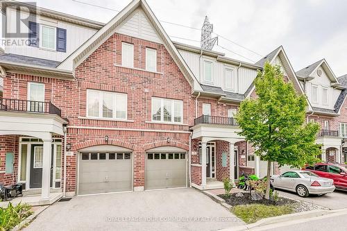 9 Magpie Way, Whitby (Blue Grass Meadows), ON - Outdoor With Facade