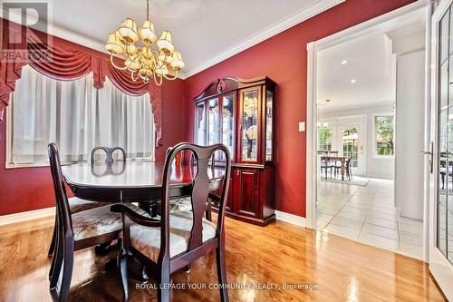 9 Alpine Crescent, Richmond Hill, ON - Indoor Photo Showing Dining Room