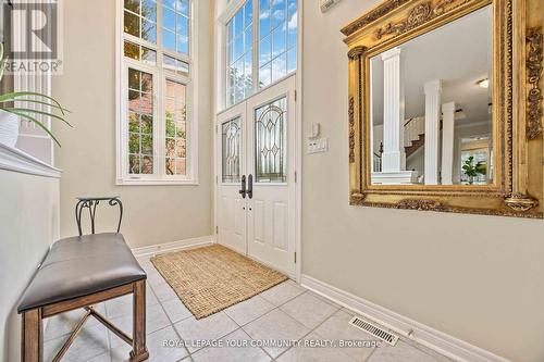 9 Alpine Crescent, Richmond Hill, ON - Indoor Photo Showing Other Room