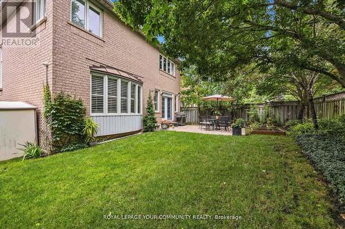 9 Alpine Crescent, Richmond Hill, ON - Outdoor