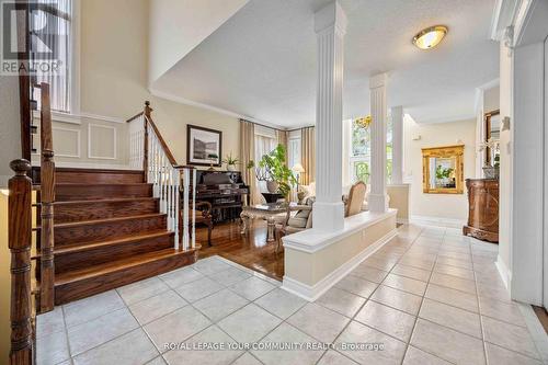 9 Alpine Crescent, Richmond Hill, ON - Indoor Photo Showing Other Room