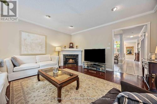 9 Alpine Crescent, Richmond Hill, ON - Indoor Photo Showing Living Room With Fireplace