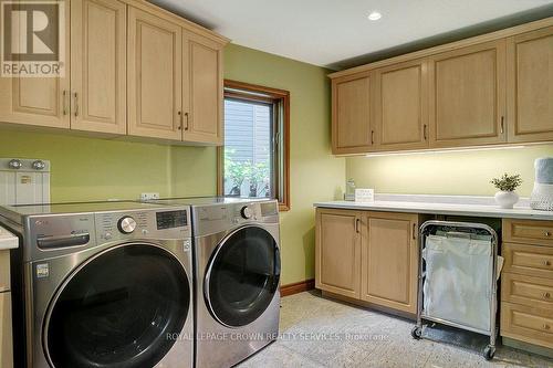 180 Broadview Avenue, Kitchener, ON - Indoor Photo Showing Laundry Room