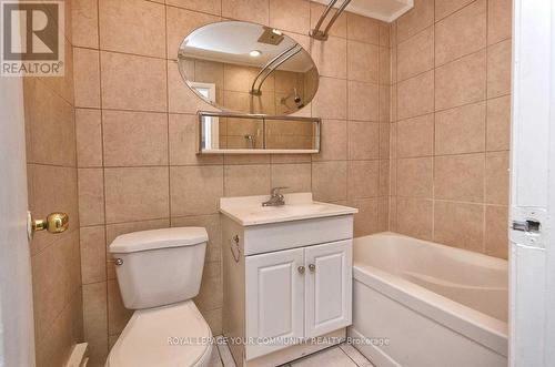 234 Wilmington Avenue, Toronto (Bathurst Manor), ON - Indoor Photo Showing Bathroom