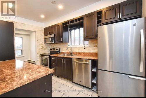 234 Wilmington Avenue, Toronto (Bathurst Manor), ON - Indoor Photo Showing Kitchen