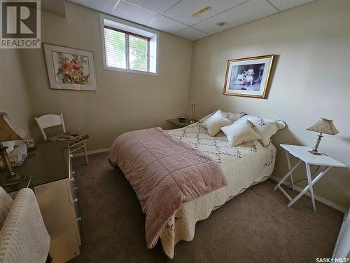 359 4Th Avenue Se, Swift Current, SK - Indoor Photo Showing Bedroom